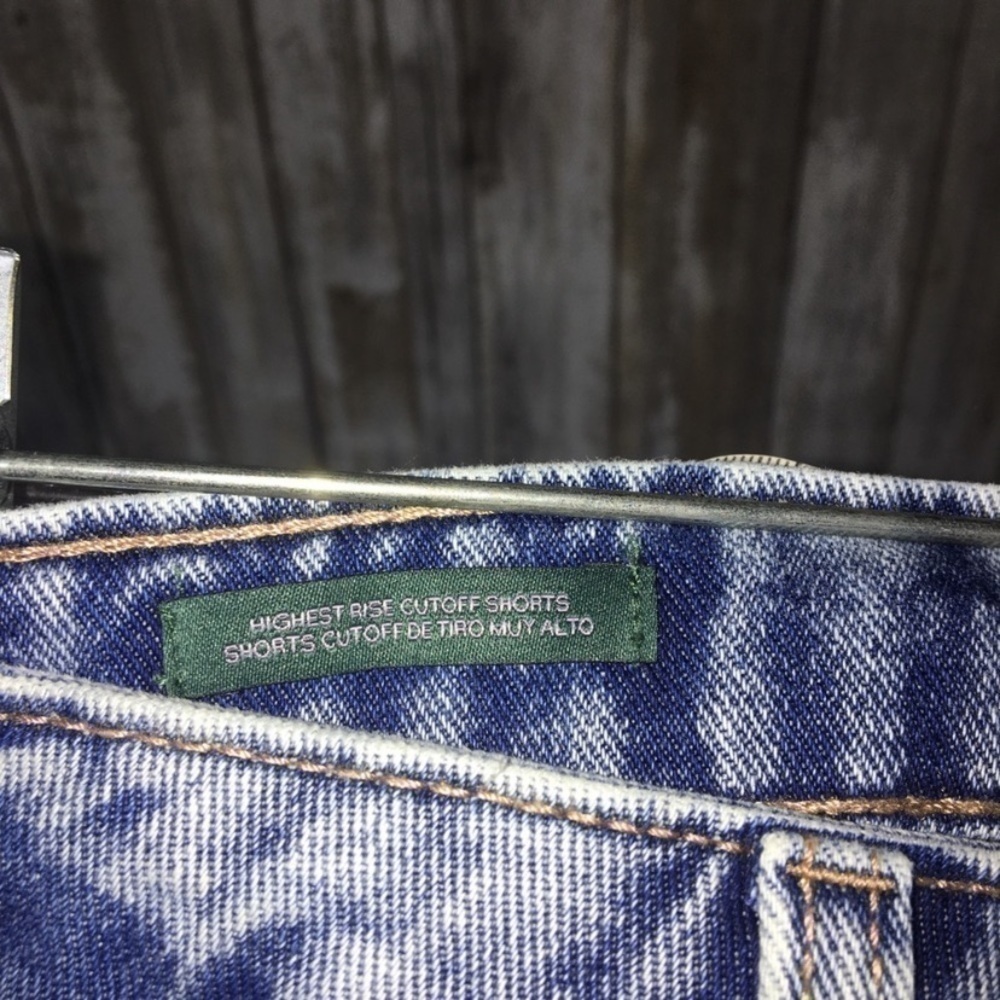 Wild Fable High Rise Cutoff Denim Distressed Shorts - Picture 4 of 6